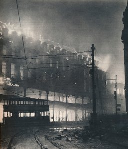 Nove ore di bombardamento. Quando è arrivato il turno di Sheffield era pieno inverno, 1940-1942 da Unbekannt