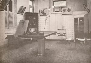 Sala operatoria del Servizio Medico-Legale, 1914 da Unbekannt