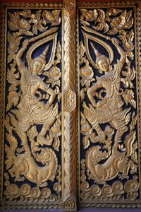 Porta ornata del tempio di Wat Chedi Luang, Chiang Mai, Thailandia da Unbekannt