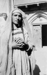 Donna persiana, 1917-1919 da Unbekannt
