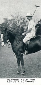 Giocando a Polo per Lords v Commons, c1930 1937 da Unbekannt