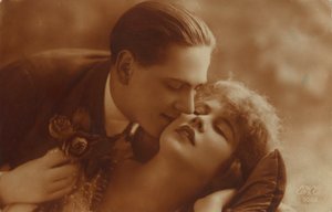 Cartolina di coppia romantica vintage, in seppia da Unbekannt