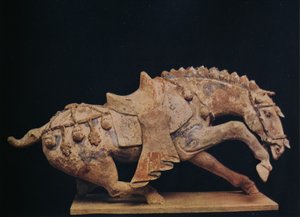 Figura in ceramica di un cavallo - Dinastia Tang, c7° al 10° secolo d.C., 1936