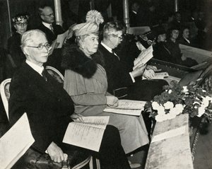 La Regina Maria al concerto di ringraziamento per la vittoria, Royal Albert Hall, 1945, 1951
