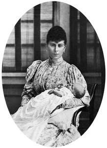 Regina Maria con il futuro re Edoardo VIII, c1894 da Unbekannt