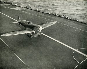 RAF Spitfire sul ponte di una portaerei in viaggio verso Malta, Seconda Guerra Mondiale, 1942 1944