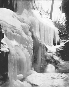 Cascate Arcobaleno in inverno, Watkins Glen, Stato di New York, USA, c1900 da Unbekannt