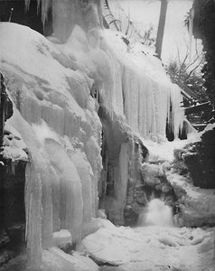 Rainbow Falls in inverno, Watkins Glen, New York, c1897 da Unbekannt
