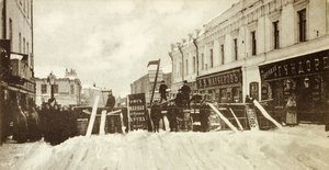 Barricate rivoluzionarie in via Seleznevskaya, Mosca, Russia, durante la rivolta del 1905 da Unbekannt