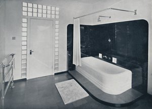 Robin Byng - Bagno in Grosvenor Square, Londra, con blocchi di vetro Insulight prodotti da Pilk da Unbekannt