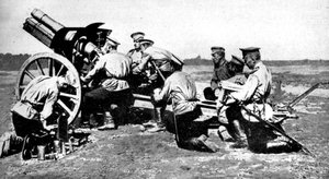 Obice russo in esercitazione di tiro, Prima Guerra Mondiale, 1914 da Unbekannt