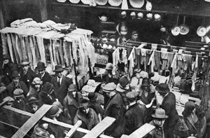 Sabato al mercato di Berwick Street, Soho, Londra da Unbekannt