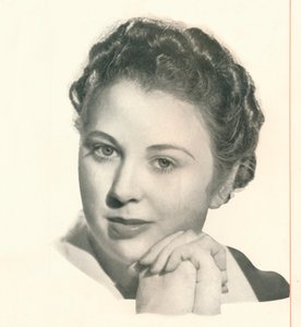Dice Lady Betty Bourke ai suoi amici: Chiunque sia un buon miscelatore conosce il valore del gin di Booth da Unbekannt