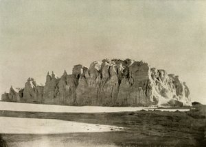 Bordo seghettato del ghiacciaio a sud di Cape Borne, Isola di Ross, c1908, 1909