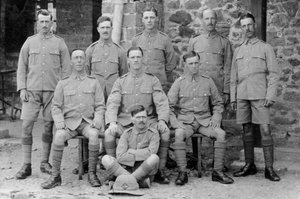 Soldati del 5º reggimento East Surrey, Chakrata, India, 1917 da Unbekannt