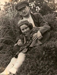 Politico sovietico Lavrentiy Beria con la figlia di Josef Stalin, Svetlana Alliluyeva, URSS da Unbekannt