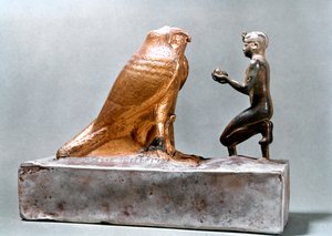 Taharqa davanti al falco Hemen, Antico Egitto