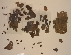 Frammenti di taqueté con leoni alati in medaglioni, 899-1160 da Unbekannt