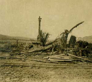 Il Calvario a Les Éparges, Francia settentrionale, c1914-c1918 da Unbekannt
