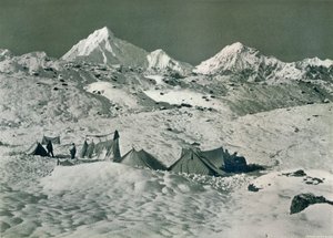 Il campo sotto Jongsong La, c. 1903 da Unbekannt
