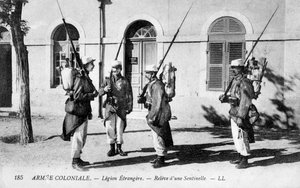Il cambio della guardia, Legione Straniera Francese, c1910 da Unbekannt