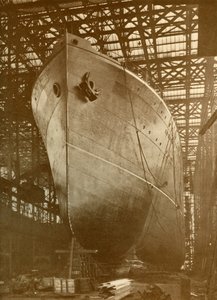La Cunard Aurania 14.000 tonnellate sugli scali a Newcastle-On-Tyne, c1930 da Unbekannt