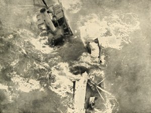 Il lavoro dei pirati: Nave a vapore in demolizione, 1919 da Unbekannt