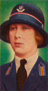 La Principessa Reale in uniforme del Voluntary Aid Detachment (VAD), c1910s 1935