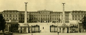 Il Palazzo di Schönbrunn, Vienna, Austria, c1935