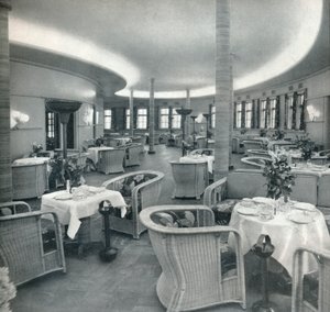 La sala da tè del Conte Di Savoia, 1933