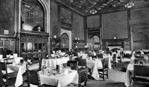 La sala da pranzo della Camera dei Comuni, Londra, 1926-1927
