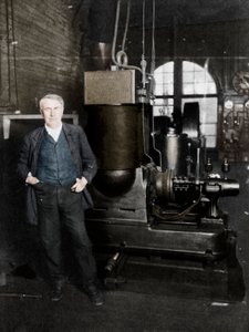 Thomas Alva Edison, inventore americano, con la sua prima dinamo per la produzione di luce elettrica da Unbekannt