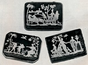 Tre tabacchiere Pique, 1920 da Unbekannt
