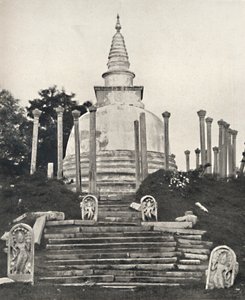 Thuparama Dagoba ad Anuradhapura, 1926 da Unbekannt