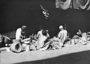Operai del lattaio, Il Cairo, Egitto, fine XIX o inizio XX secolo da Unbekannt