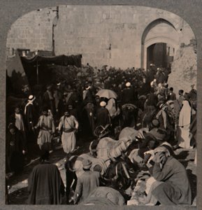 Traffico presso la Porta di Santo Stefano, Gerusalemme, c1900