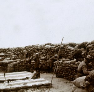 Trincee a Mamelon Vert, Nieuwpoort, Fiandre, Belgio, c1914-c1918 da Unbekannt