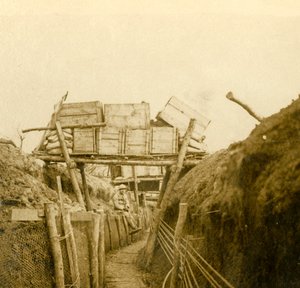 Trincee vicino a Les Éparges, Francia settentrionale, c1914-c1918 da Unbekannt