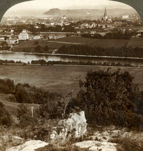 Trondhjem, le sue case, magazzini e cattedrale, tra il fiume Nid e il fiordo, Norvegia, 1905