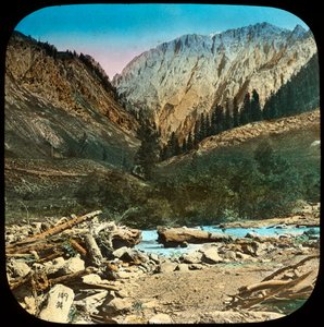 Vista tra Sonamarg e Baltal, Kashmir, India, fine XIX o inizio XX secolo