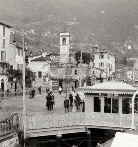 Veduta di Moltrasio sulla riva del Lago di Como, Italia da Unbekannt