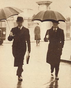 Camminando sotto la pioggia, 1937