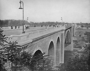 Washington Bridge, Harlem River, New York, c1897 da Unbekannt