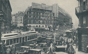 Perché Parigi ha bisogno di una pianificazione costante: Blocco del traffico in una strada principale, c1935 da Unbekannt