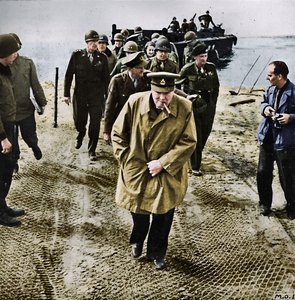 Winston Churchill attraverso il Reno. Verso la Germania! Avanti alla vittoria!
