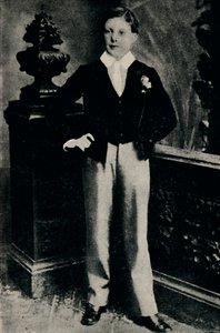 Winston Churchill a Harrow, c1887, 1945