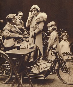 Con ex militari disabili, c1936, 1937 da Unbekannt