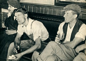 Operai in una locanda inglese che ascoltano Mr. Churchill da Unbekannt