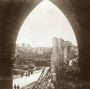 Ypres in Rovine, Fiandre, Belgio, c1914-c1918
