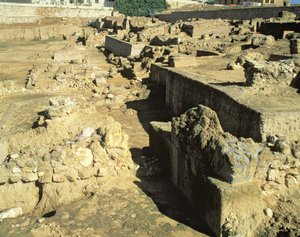 Resti archeologici della colonia greca, VI-V secolo a.C.